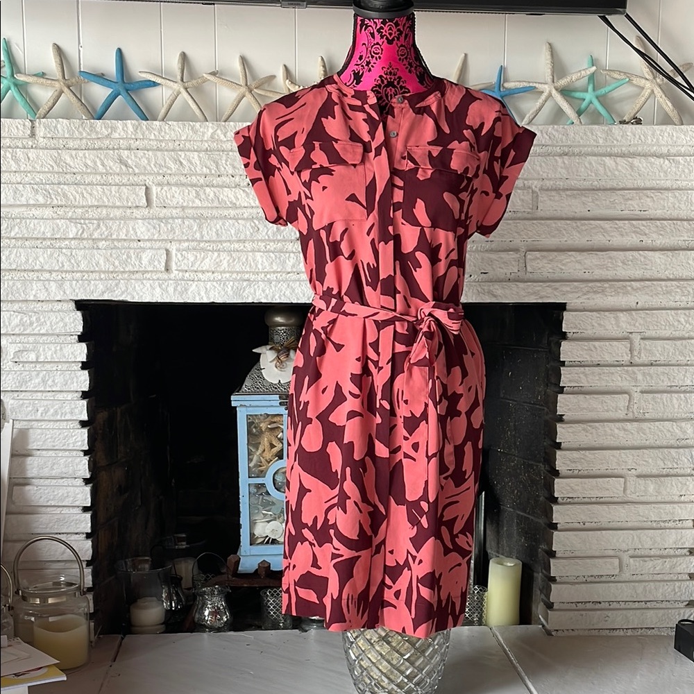 LOFT Coral and Burgundy  pattern Sheath Dress.